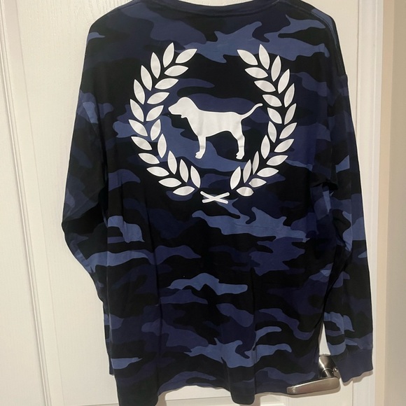 PINK Victoria's Secret Navy Camo Long Sleeve - Picture 2 of 2